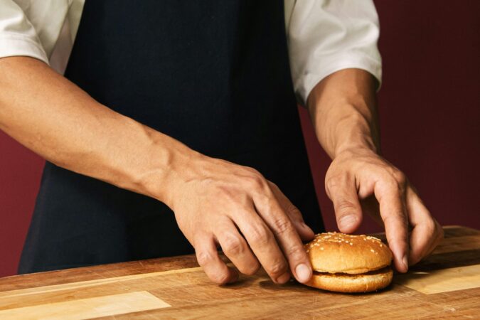 Kuchnia domowa kontra gotowe dania – porównanie realnych kosztów | Koszty gotowania | Bizzymc.pl